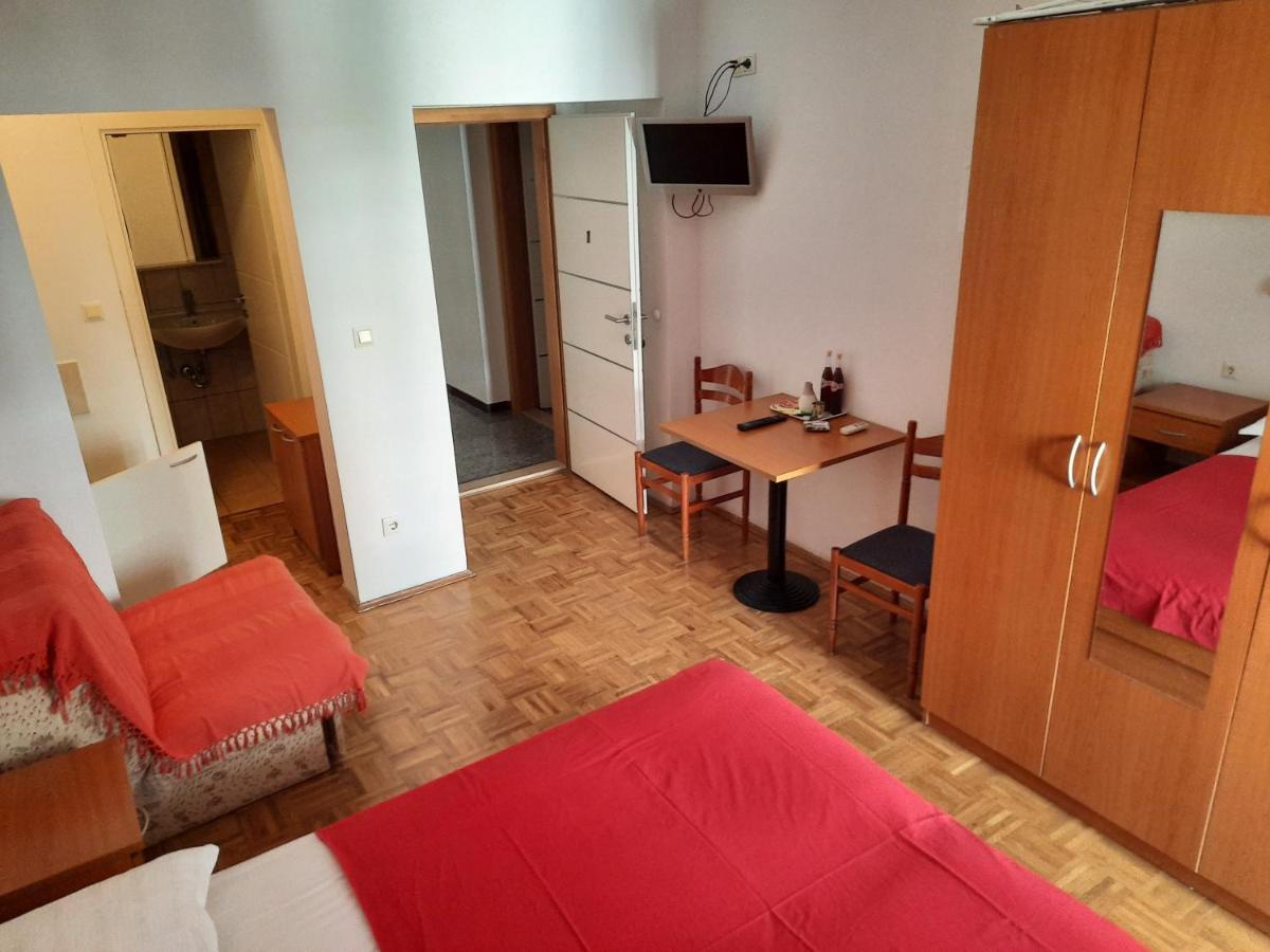 Vila Doris Hotel Baska Voda Luaran gambar